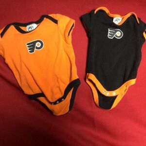 - NHL PHILADELPHIA Flyers baby onesies